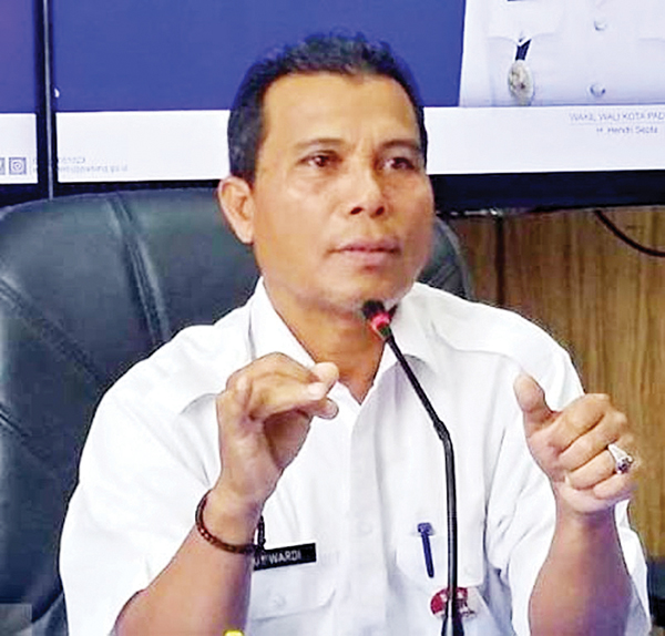 Guswardi
Kadis Perikanan dan Pangan Kota Padang