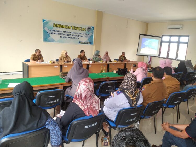 BIMTEK—Para peserta LKKS yang mengikuti Bimtek.