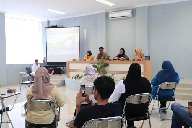 Orang Malaysia Datang Ke Sentra IKM Randang Kota Payakumbuh