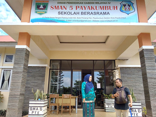 KEKURANGAN SISWA— SMA Negeri 5 Payakumbuh selalu kekurangan murid sejak diterapokan sistem zonasi PPDB.