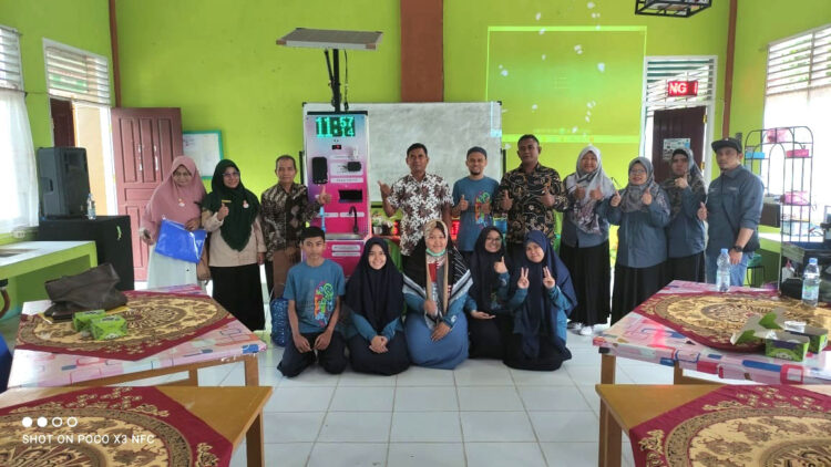 BERHASIl—  Siswa SMA IBS Raudhatul Jannah Kota Payakumbuh berhasil juara dua di tingkat provinsi di bidang TTG.