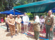 Walikota Bukittinggi Serahkan 20 ribu Bibit Buah Kepada Masyarakat