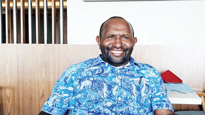 Dijemput Paksa KPK, Bupati RHP dari Demokrat Kabur ke Papua Nugini 1 Ricky Ham Pagawak
Bupati Mamberamo Tengah