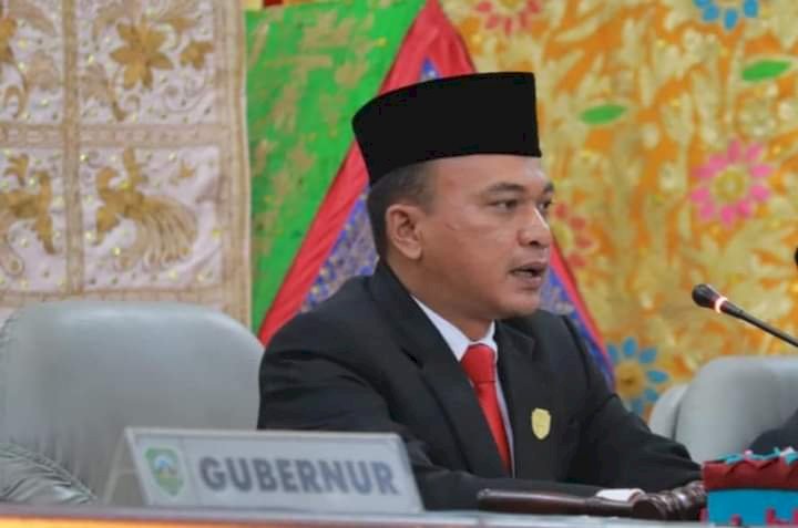 Sempat Tertunda, Rehab Gedung DPRD Pasaman Rampung 1 Setelah sempat tertunda karena pandemi Covid-19, proses pembangunan rehab berat bangunan kantor DPRD Pasaman telah selesai dan siap digunakan kembali.