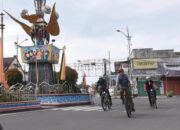 Potensi Wisata Berkembang Sesuai Visi dan Misi, Bersepeda Kililingi Objek Wisata Pa­riaman, Perkenalkan Kepada Tamu yang Datang