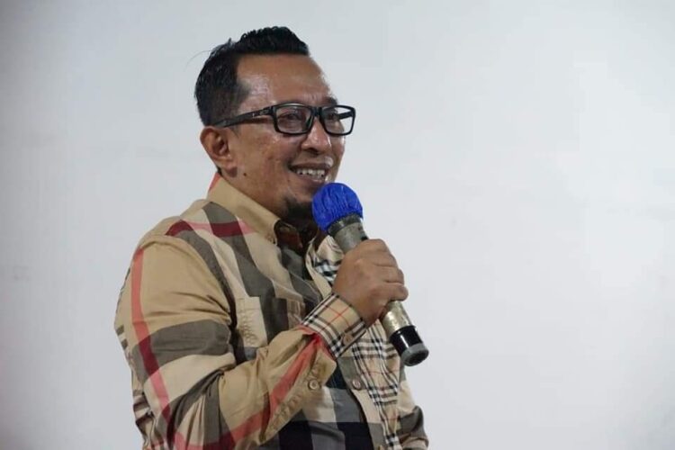 Eka Putra, SE, MM
Bupati Tanah Datar