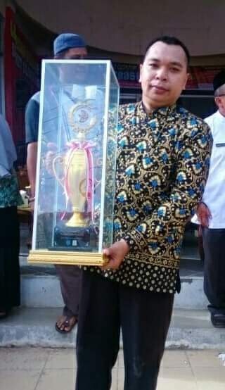 Kafilah Desa Lumindai peraih juara pertama dan bertahan.
