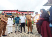 Pemko dan DPRD Bukittinggi Serahkan Alsintan Tahun 2022