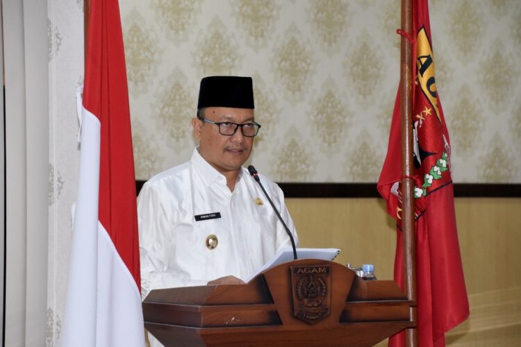 SAMPAIKAN NPRP-Wabup Agam Irwan Fikri sampaikan NPRP KUA dan PPAS APBD Kabupaten Agam, tahun anggaran 2022.