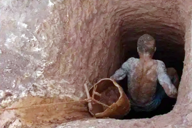 3 Orang Tewas di Lubang Tambang Jorong Kayu Aro, Diduga Kehabisan Oksigen, Kedalamannya Capai 30 Meter 1 Illustrasi.