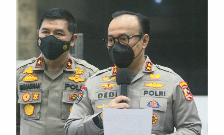 Polri Dalami Dugaan Keterlibatan 3 Kapolda Soal Pembunuhan Brigadir J 1 KONFERENSI PERS— Kadiv Humas Polri Irjen Pol Dedi Prasetyo saat konferensi Pers di gedung Bareskrim, Mabes Polri, Jakarta.