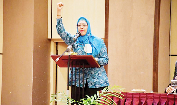 Ny Genny Hendri Septa
Ketua TP-PKK Kota Padang