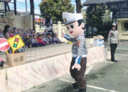 Polsanak Edukasi Keselamatan Berlalulintas kepada Murid TK di Bukittinggi  