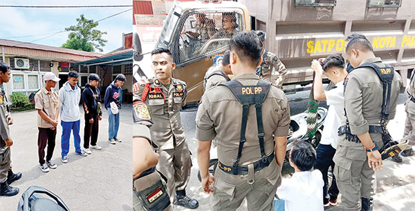 DIAMANKAN— Empat siswa SMK 1 diamankan petugas karena kedapatan keluyuran di jam sekolah. Seluruh siswa dibawa ke Mako Satpol PP, di Jalan Tan Malaka.