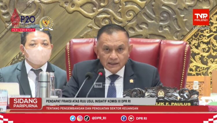 RUU Perlindungan Data Pribadi Resmi jadi Undang-Undang 1 PARIPURNA— Wakil Ketua DPR RI, Lodewijk F Paulus memimpin rapat paripurna yang mengesahkan RUU PDP tersebut.