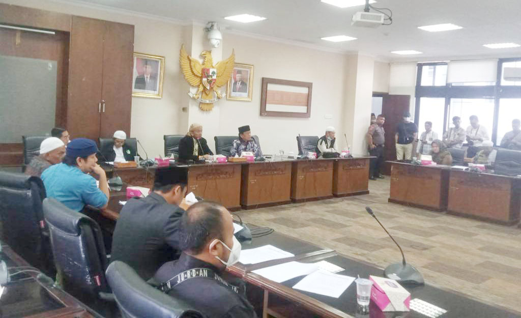 masyarakat Tuntut Kenaikan Harga BBM