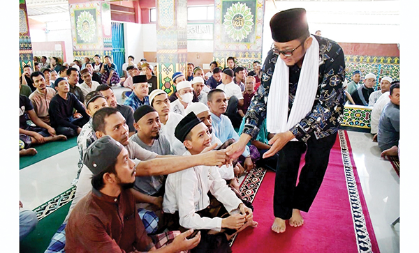 wako kunjungi rutan anak aia