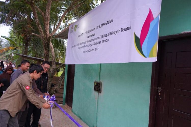 Sarana Air Bersih dan Tempat Berwudhu  Rumah Tahfiz Al Hidayah Program PLN Peduli
