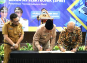 Atasi Daerah Tanpa Sinyal Komunikasi, Pemprov Sumbar Teken MoU dengan Yayasan Internet Indonesia