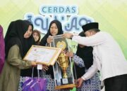 Bupati Agam Serahkan Hadiah Pemenang Cerdas Quran