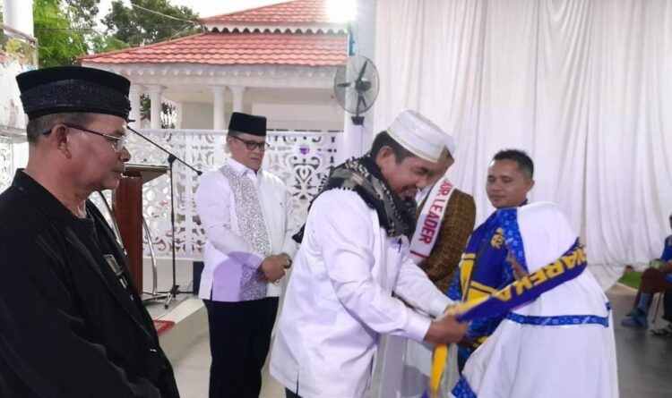 Tanahdatar Lepas 60 Calon Jamaah Umrah 1 BERANGKAT UMRAH—Jamaah umrah Tanahdatar diberangkatkan dari Indojolito.