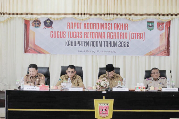 RAKOR— Pemerintah Kabupaten Agam bersama Kantor ATR/BPN Agam menggelar Rapat Koordinasi GTRA, Selasa (25/10) di Aula Utama Kantor Bupati.