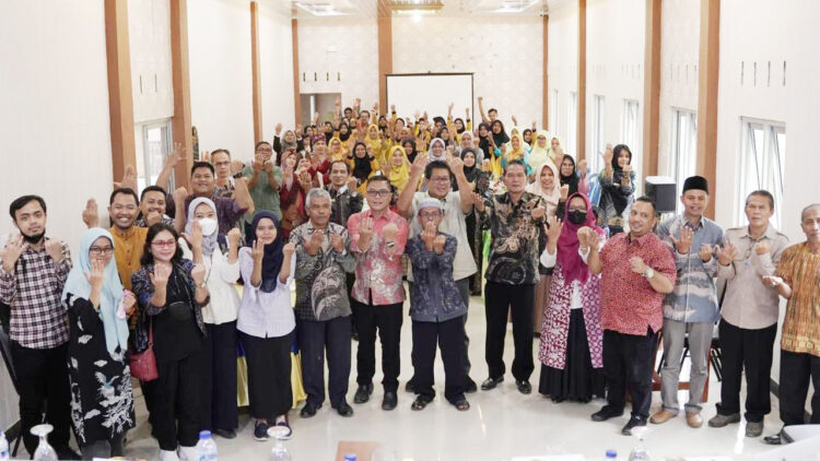 PENANGANAN STUNTING— Tim Lintas Kementerian dan Lembaga turun ke Lima Puluh Kota cari tau strategis penurunan stunting.