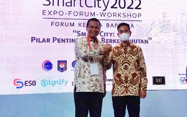 HADIRI—Walikota Pariaman H Genius Umar  saat menghadiri “Indo Smart City 2022” dalam kegiatan tahunan APEKSI.