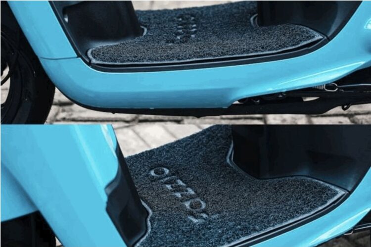 Cocok untuk Musim Hujan, Pasang Karpet Dek Kaki untuk Yamaha Fazzio 1 KARPET-Yamaha Fazzio dipasangkan karpet dek kaki.
ist