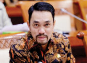 Jokowi Kumpulkan Pejabat Polri di Istana, Sahroni: Ini Tandanya Kondisi Sudah Urgen