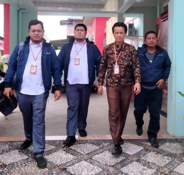 KPU Padangpariaman Siapkan 3 Tim untuk Verifikasi Faktual Partai Politik 1 VERFIKASI PARPOL—Ketua KPU saat akan mulai melangkah laksanakan verifikasi faktual parpol.