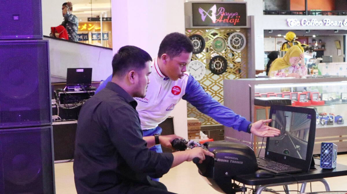 Belajar Keselamatan Berkendara dengan Honda Riding Trainer