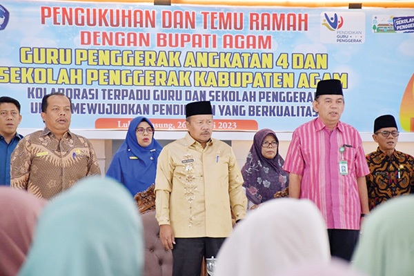 TEMU RAMAH— Bupati Agam Andri Warman menghadiri pengukuhan dan temu ramah Guru Penmggerak angkatan 4 Kabupaten Agam, Kamis (26/1).