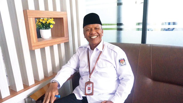 Firman 
Sekretaris KPU Sumbar