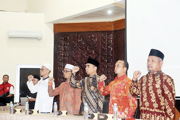 KONSOLIDASI KADER— DPW PKS Sumatera Barat (Sumbar) mengadakan jaulah konsolidasi kader ke DPD PKS Kota Padang, Minggu (22/1).