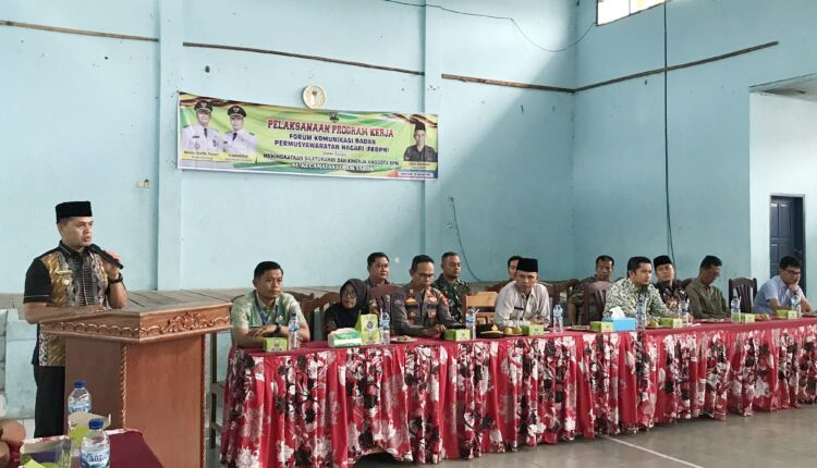 Silaturahmi FKBPN Lubuk Tarok, Wabup Sijunjung Harapkan Sinergitas BPN Memajukan Nagari 1 SILATURAHMI—Wabup Sijunjung Iraddatillah menyambut baik kegiatan silaturahmi pengurus forum komunikasi BPN se-Kecamatan Lubuk Tarok.
