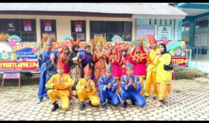 Peringatan HUT SLB Negeri 2 Padang ke-25, “Siap Lahirkan Anak Berkebutuhan Khusus yang Berprestasi” 2 gjk