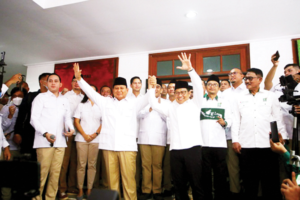 Resmikan Sekber Gerindra-PKB, Prabowo Ajak Parpol Lain Bergabung 1 RESMIKAN KANTOR— Ketum Gerindra Prabowo Subianto dan Ketum PKB Muhaimin Iskandar meresmikan kantor Sekber Gerindra-PKB, Jakarta Pusat, Senin (23/1) guna pemenangan Pilpres 2024.