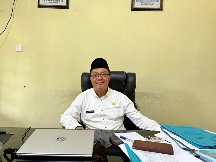 Rahim Thamrin
Kabag Pengadaan Barang dan 
Jasa Sekretariat Daerah Kabupaten Agam