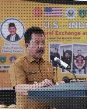 Drs. Asrul 
Wakil Wali Kota