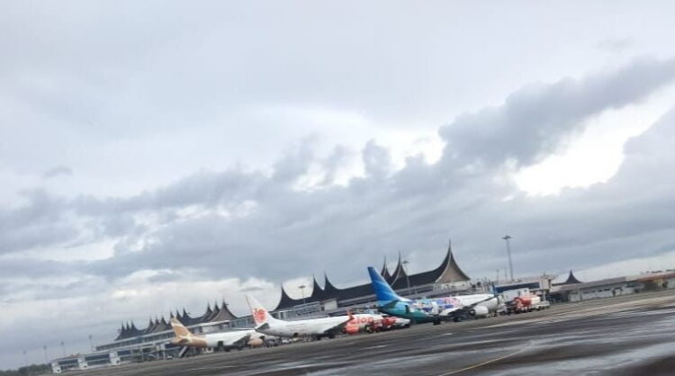 EMBARKASI HAJI—Bandara Internasional Minangkabau (BIM) salah satu bandara PT AP II yang akan melayani keberangkatan jemaah haji.
