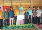 Petani di Palaluar Terima Santunan Jaminan Kematian