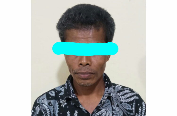 3 Tahun Menduda, Pria Paruh Baya Cabuli Anak Tetangga, Modusnya Beri Uang Jajan 1 CABUL— Pelaku FIR (48) yang tega mencabuli anak tetangganya ditangkap jajaran Satreskrim Polres Payakumbuh.