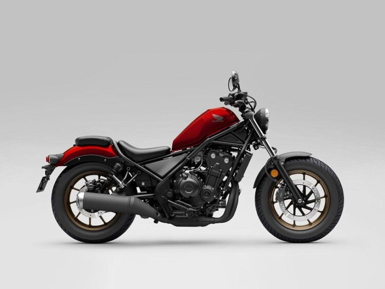 WARNA BARU— PT AHM menghadirkan warna baru pada Honda Rebel.