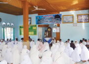 Sekda Agam Lepas 60 CJH Kecamatan Lubuk Basung ke Tanah Suci