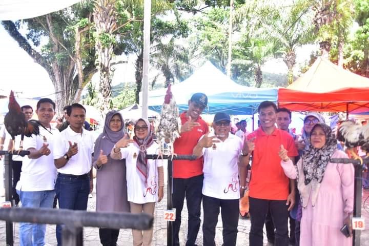 Wawako Buka Festival Ayam Kukuak Balenggeng 1 PEMBUKAAN—Wawako Sawahlunto Zohirin Sayuti buka Fatival Ayam Kukuak Balenggeng