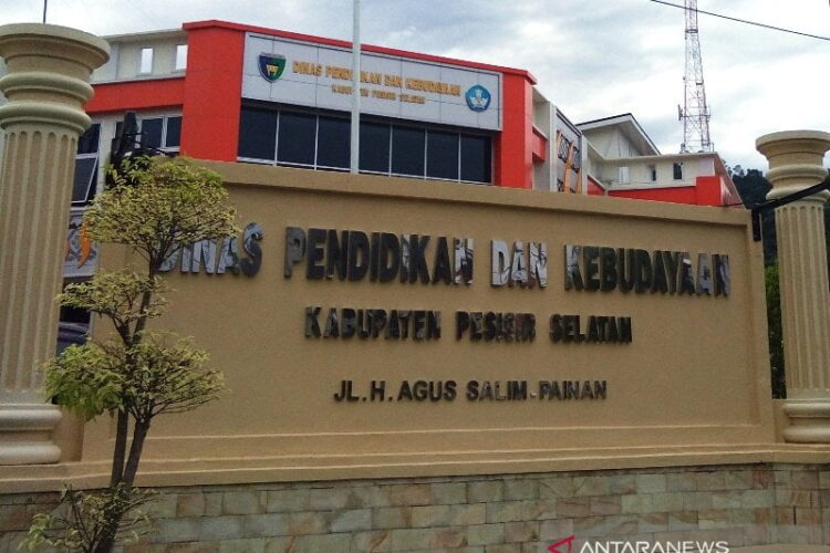 Kejaksaan Negeri Painan, Usut Pengadaan TIK di Dinas Pendidikan Pessel Rp.25,3 M 1 aa