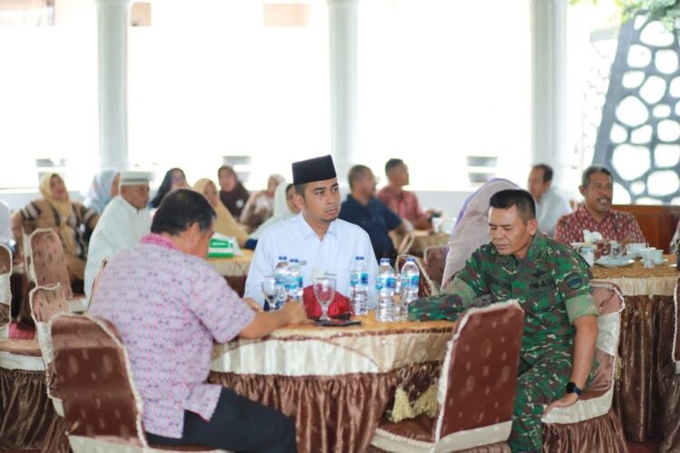 SILATURAHMI—Wakil Wali Kota Solok, Ramadhani Kirana Putra menggelar silaturahmi bersama calon orang tua asuh taruna peserta Latsitarda XLIII.