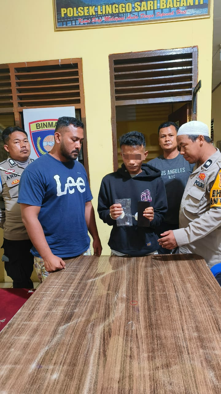 Turun Langsung, Kapolsek Linggo Sari Baganti, Amankan P dan BB Shabu 1 1 18