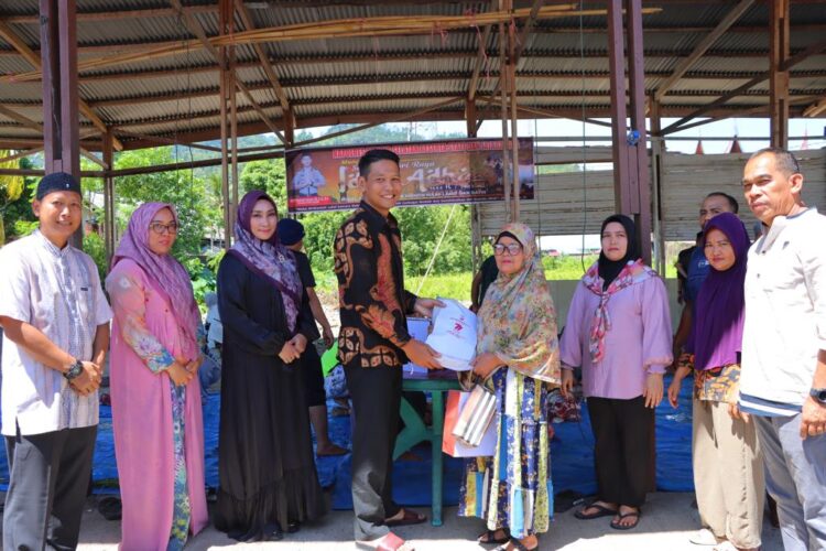 Kapolres Pessel : Salurkan Daging Kurban pada Masyarakat membutuhkan 1 5 3